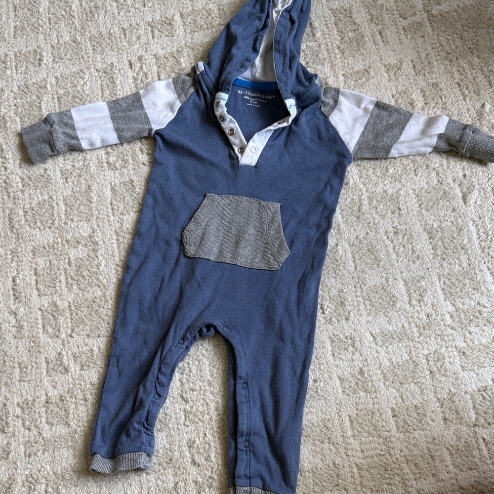 3/$16!!Burt's Bees Baby Navy Hooded One-Piece with Gray Stripes